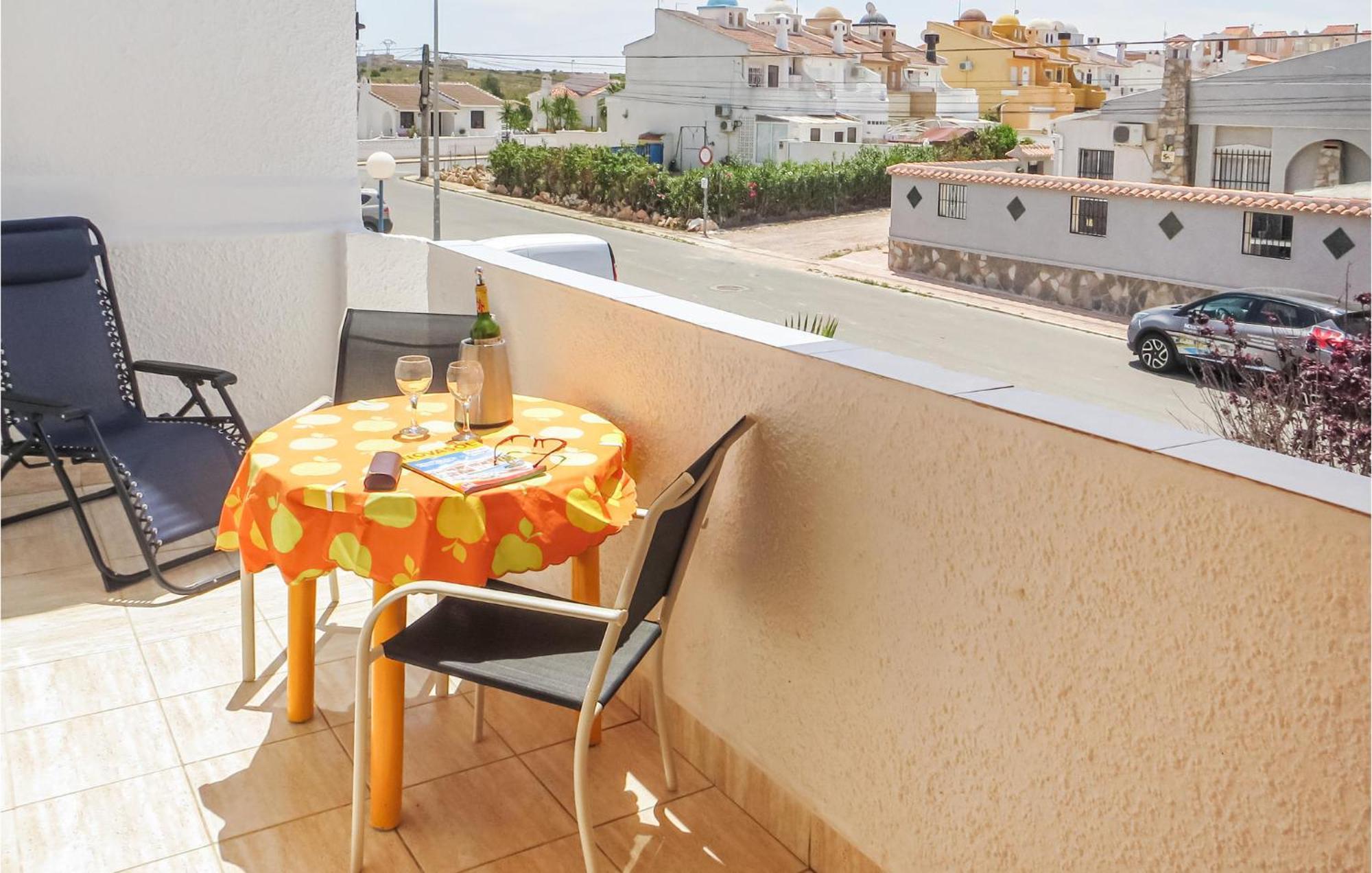 Amazing Apartment In Torrevieja With Wifi Exterior foto